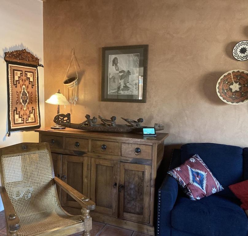 Casa Azul - Cute Centrally Located Adobe With Large Fenced Outdoor Living For Pets And Adults, Non-Smoking Тусон Экстерьер фото
