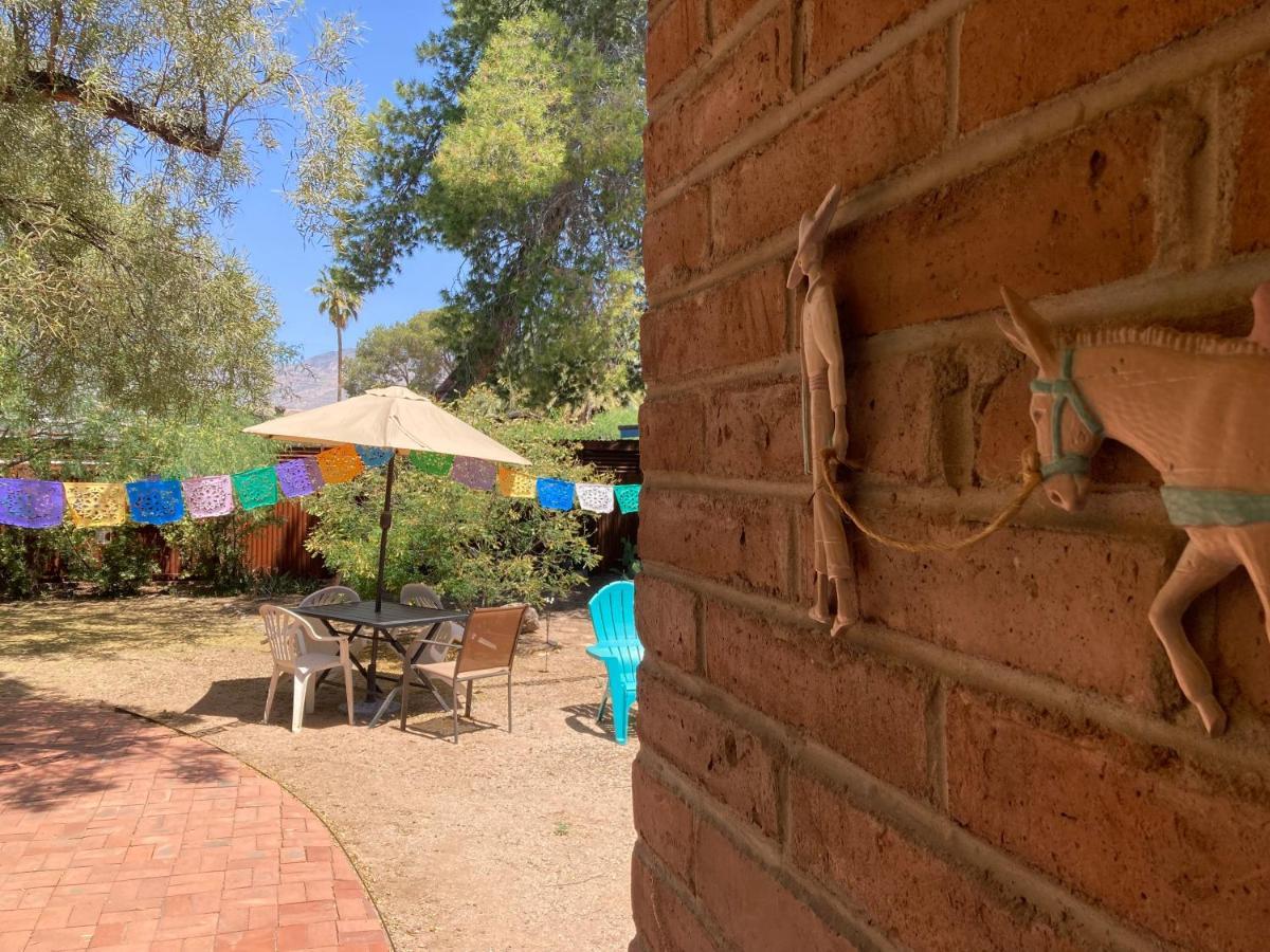 Casa Azul - Cute Centrally Located Adobe With Large Fenced Outdoor Living For Pets And Adults, Non-Smoking Тусон Экстерьер фото
