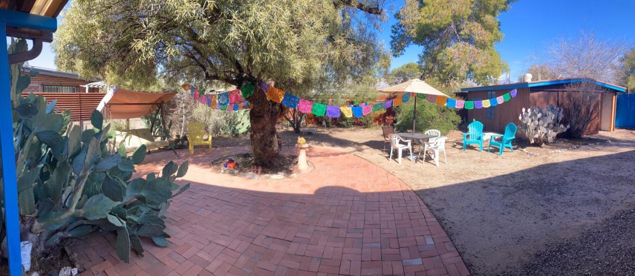 Casa Azul - Cute Centrally Located Adobe With Large Fenced Outdoor Living For Pets And Adults, Non-Smoking Тусон Экстерьер фото